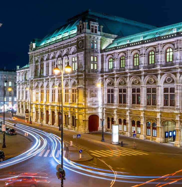 Night view of Vienna state opera